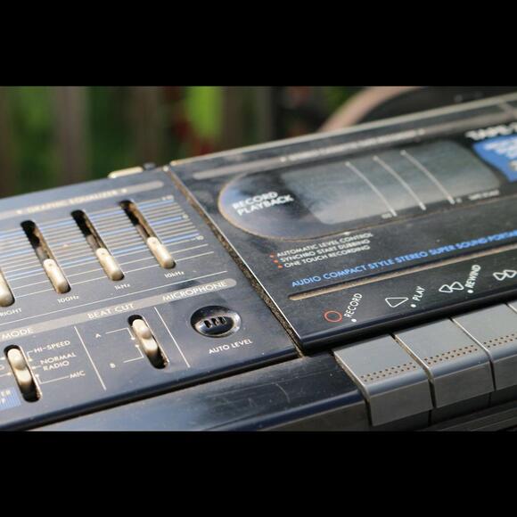 yorx super sounds newave Model No.P1215 portable radio double deck - Picture 5 of 8